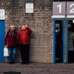 dengan-kawan-kat-dinding